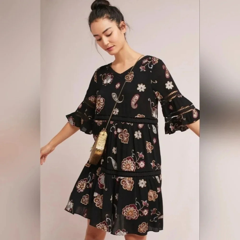 Anthropologie Eri + Ali Bohemian Floral Embroidered Bell Sleeve Dress Size Small